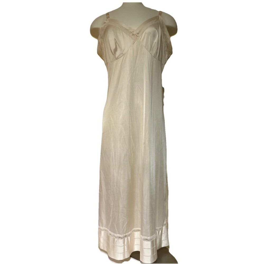 Vintage Lorraine Size 40 Silky Lace Full Slip Dress Sexy Ivory USA Adjustable